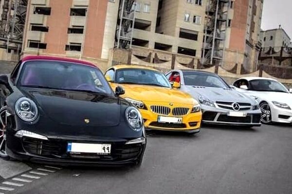 لوکس سواران چقدر مالیات پرداخت کردند؟