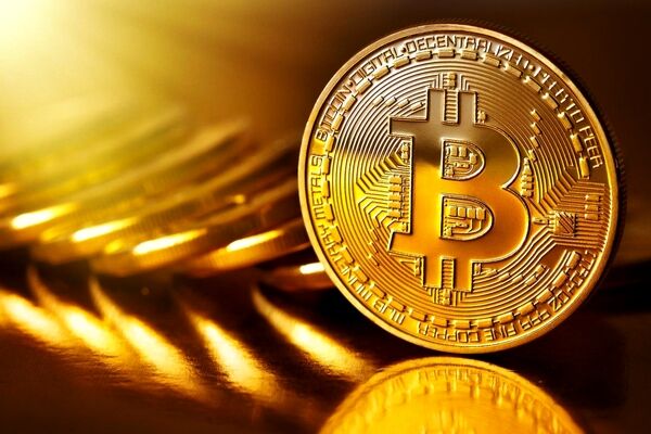 پیش بینی سقوط قیمت طلا / رشد ۱۳ درصدی بیت کوین در هفته گذشته