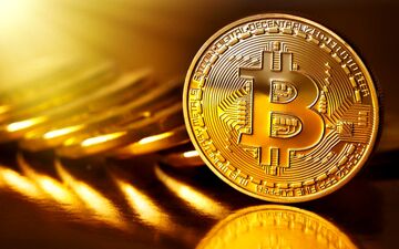پیش بینی سقوط قیمت طلا / رشد ۱۳ درصدی بیت کوین در هفته گذشته