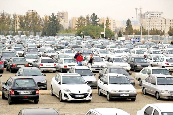 تغییر روند قیمتی بازار خودرو

