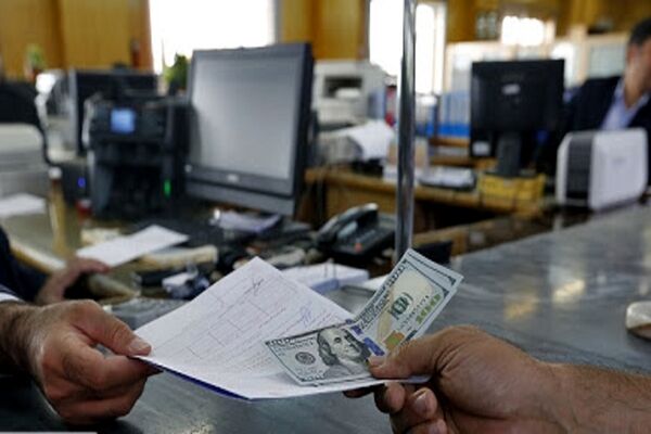 تعلیق کارت‌های بازرگانی دارای رفع تعهد ارزی کمتر از ۶۰ درصد