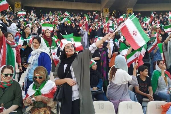 حضور زنان فقط در ورزشگاه آزادی امکان است