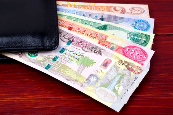 خبر ویژه برای زائران اربعین/اعلام شرایط دریافت و قیمت جدید دینار عراق+ جزییات 