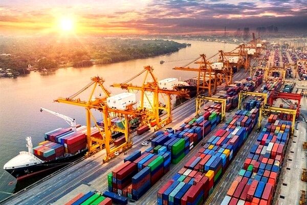 فهرست تولیدکنندگان صنایع پایین دستی مجاز به صادرات+ ابلاغیه