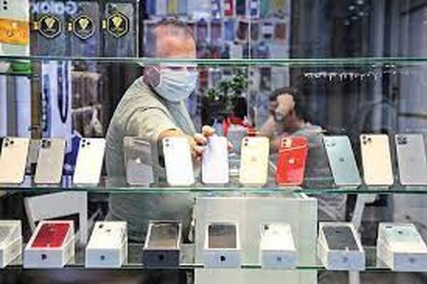 رشد عجیب واردات تلفن‌های همراه بالای 600 دلار/ آشفتگی جدی در شفافیت مالیاتی 