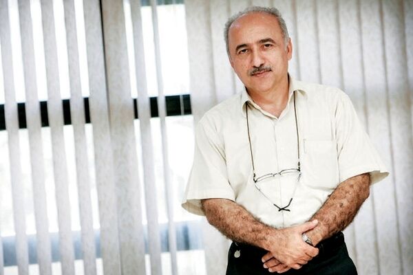 دولت برای جبران کاهش درآمدهای خود، مالیات‌ها را افزایش داده / قوه مجریه به بحران معیشت اکثریت مردم، بی‌‌تفاوت است
