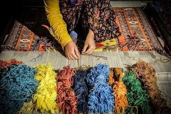 رنجی که صنایع دستی بر تن دارد؛ نبود بازار و نشان تجاری