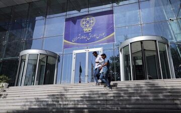 خروج پول برای هجدهمین روز متوالی / چه بر سر بورس آمده؟