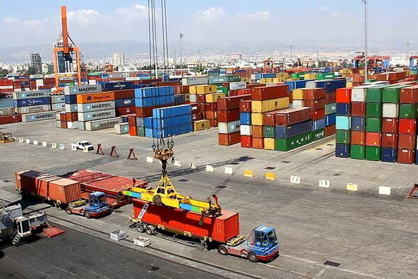 تیر التهابات ارزی بر چشم صادرات غیرنفتی