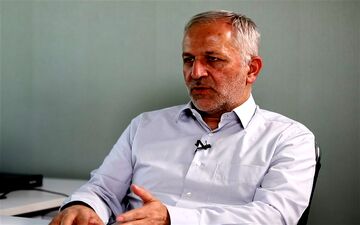 هر ۴ سال یکبار دنبال سوپر من میگردیم!