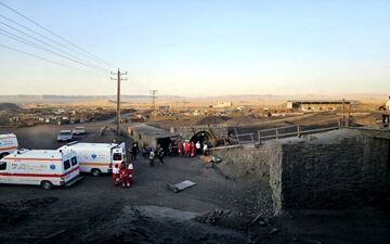 خروجی مبهم گزارش‌های حادثه معدن طبس/  مقصر اصلی کشته شدن ۵۳ کارگر چه کسی است؟