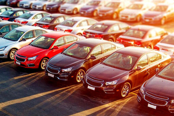 اولویت‌بندی واردات خودرو / «صمت» فقط به دنبال خودروهای ۱۰هزار یورویی است؟  