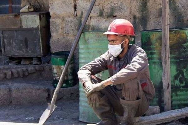 راه حل پیشنهادی نماینده کارفرمایان برای مشکل  حقوق کارگران چیست؟