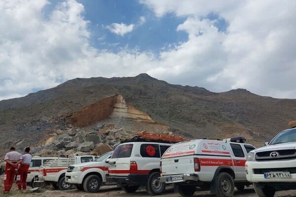 وزارت کار متهم ردیف اول «معدن طبس»/جان کارگران همچنان کالا است