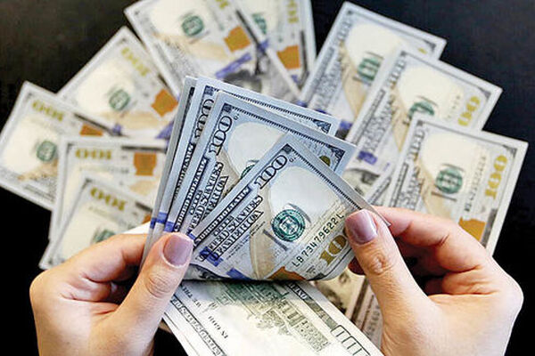 مجلس مسیر بازار دلار را عوض کرد / کاهش قیمت درهم و طلا