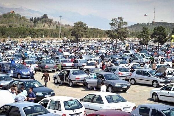 رکود سنگین در بازار خودرو/ چرا معاملات رونق نمی‌گیرد؟